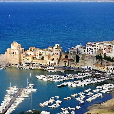 Seaside Marina Retreat: 2br With Pool & Access * Alcamo Marina