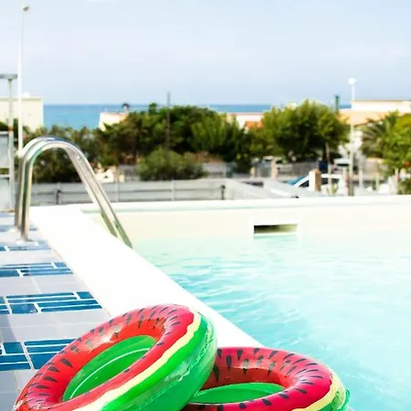 Seaside Marina Retreat: 2br With Pool & Access Apartment Alcamo Marina